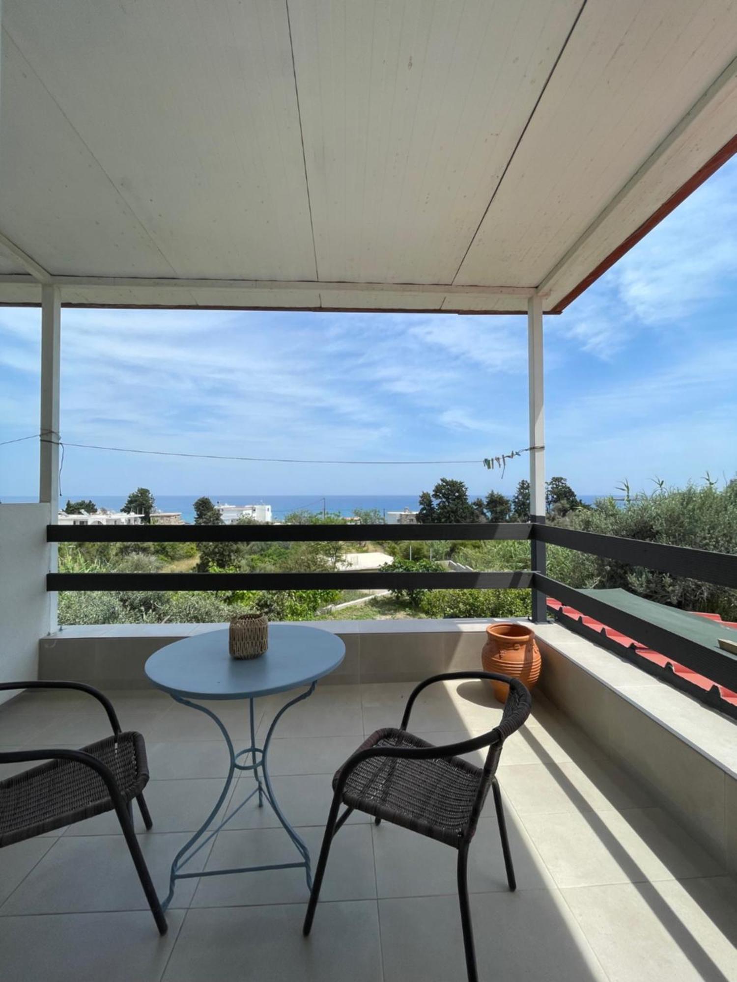 Plastiras Sea View Apartments Арханґелос Екстер'єр фото